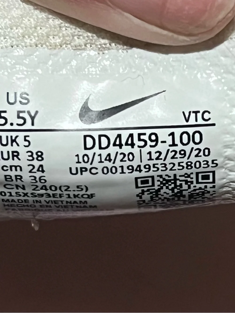 Nike Air Max 270 SE GS White Arctic Punch Multi-Color Size 5.5Y